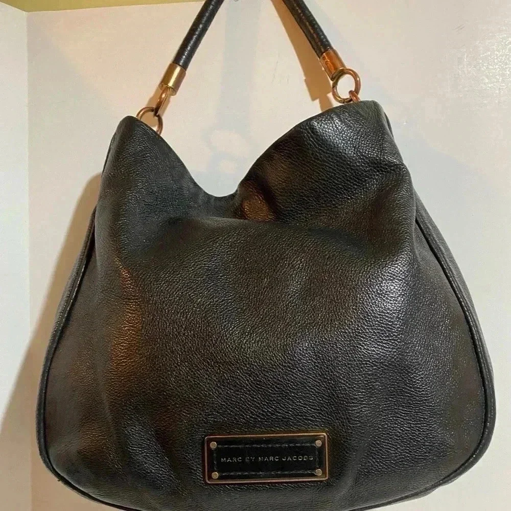 Marc By Marc Jacobs strap front 12”